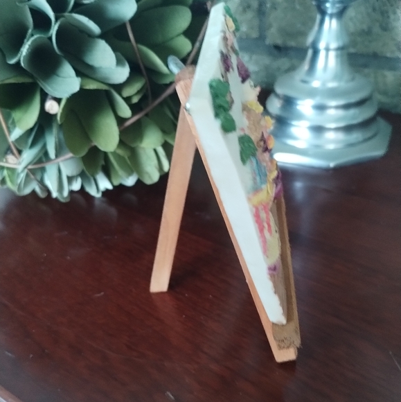 Table/Desk top Clown Portrait on Easel - Picture 8 of 13